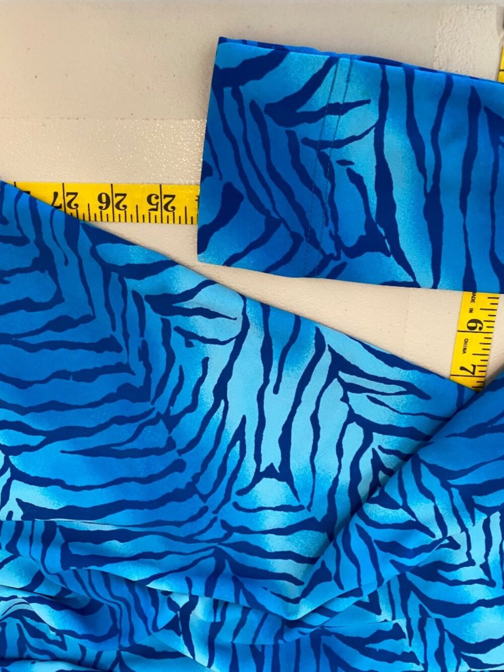 Blue Zebra Print Wrap Dress With Collar & Long Sleeves XS - Picture 10 of 10